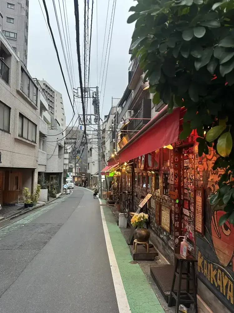 裏渋谷の街並み