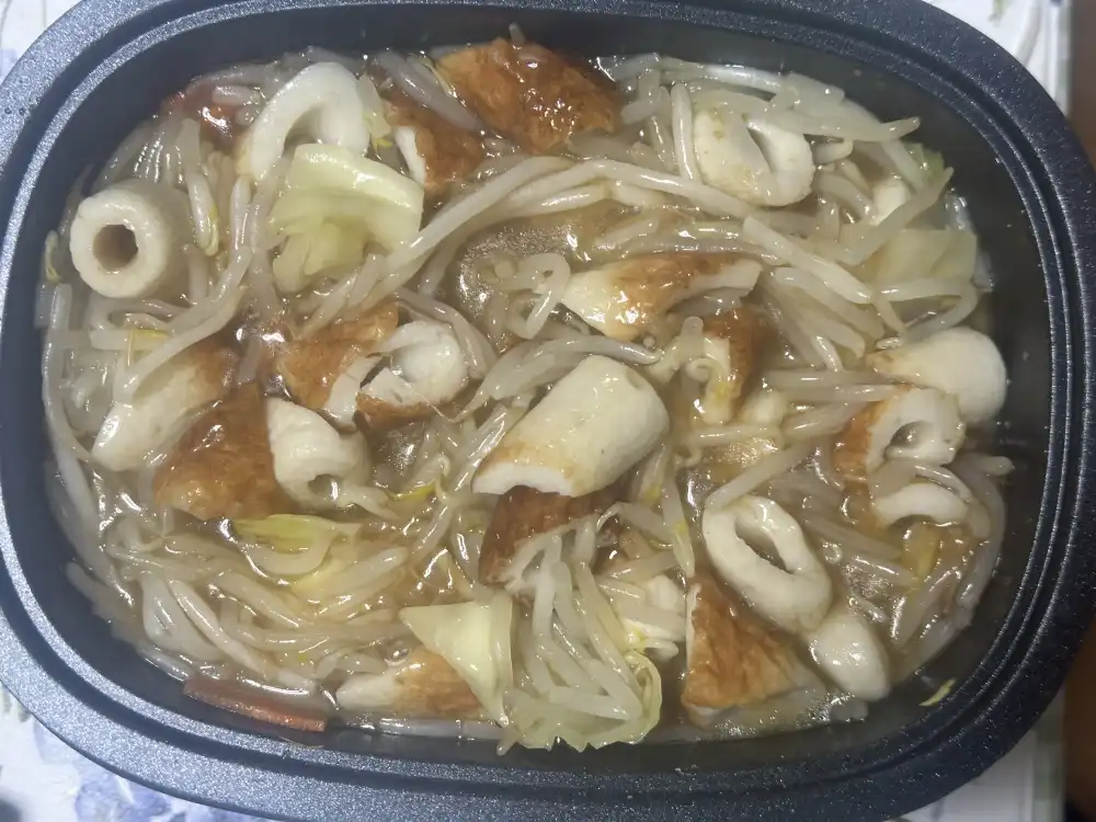 堅焼きそばの具材