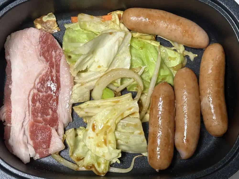 ベーコンとキャベツとウインナー