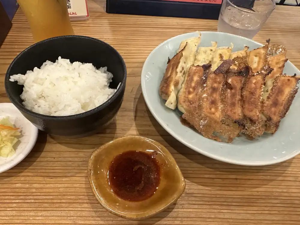 焼餃子とご飯