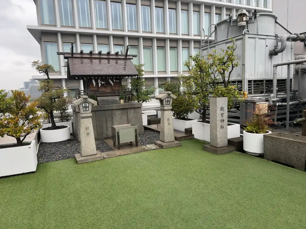 ビル屋上の航空神社