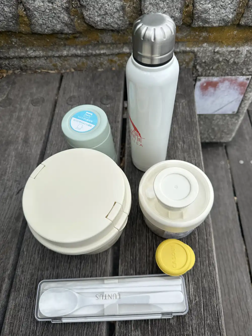 お弁当セット（蓋を閉じた状態）