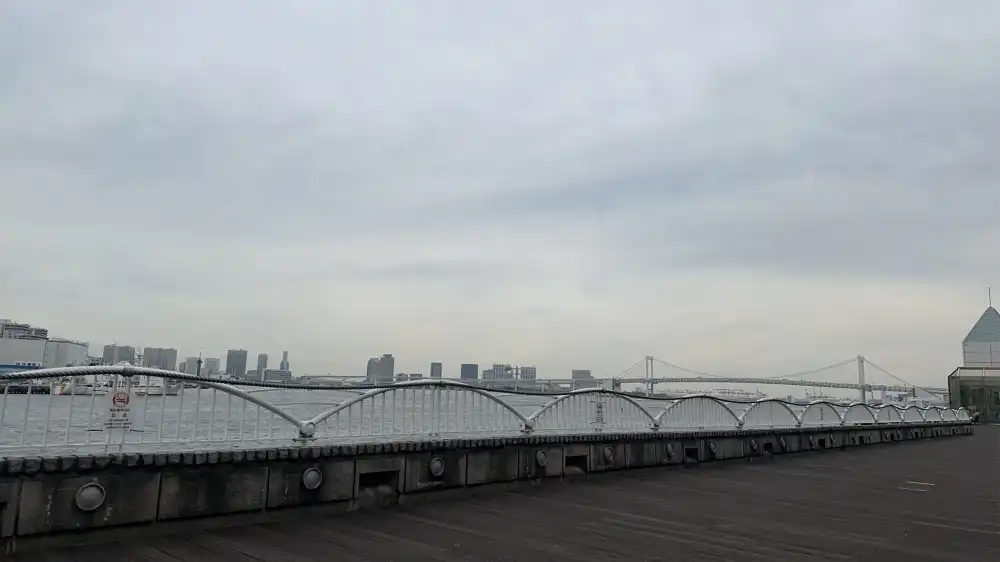デッキからの眺望（レインボーブリッジ方面）