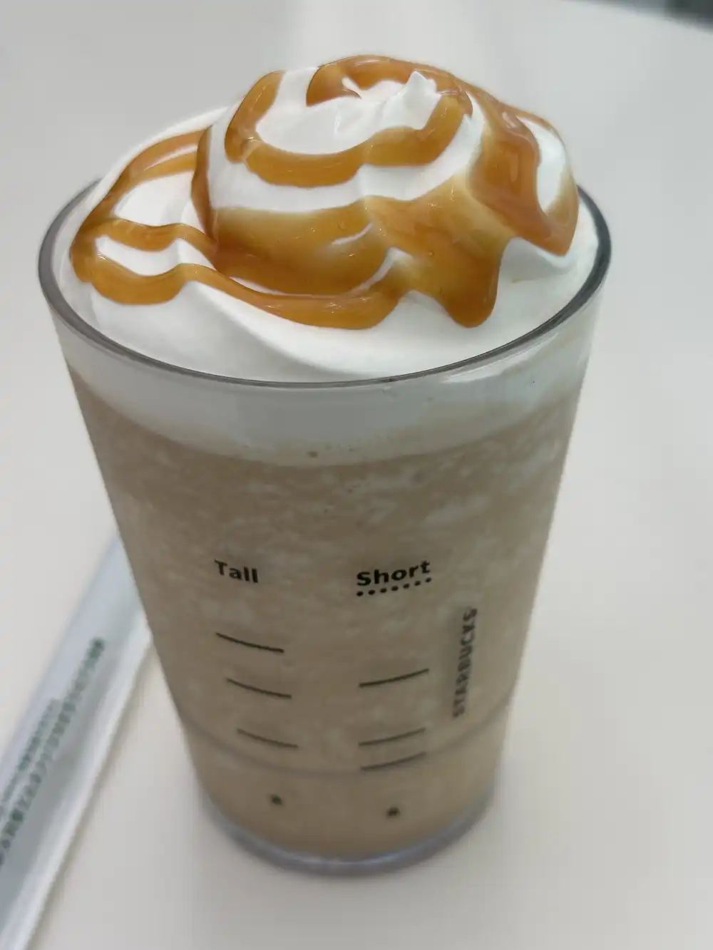 国際線ターミナル側のスタバでフラペチーノ