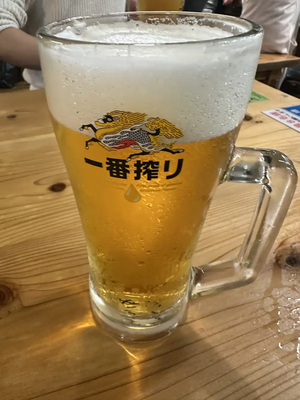 ひろめ市場で生ビール
