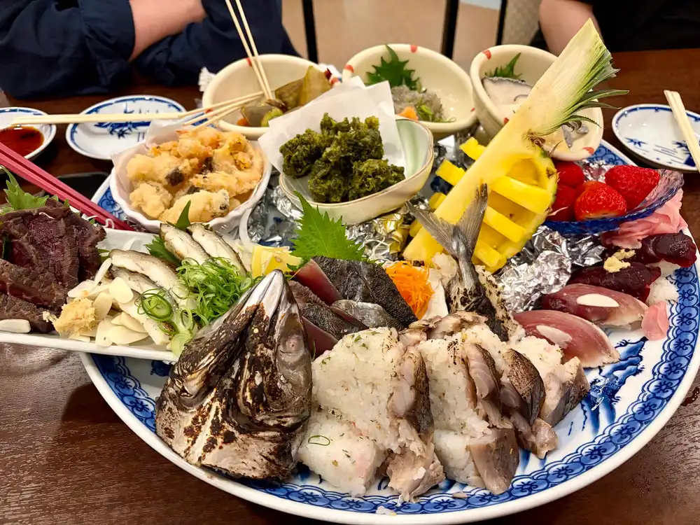 海鮮大皿の別アングル