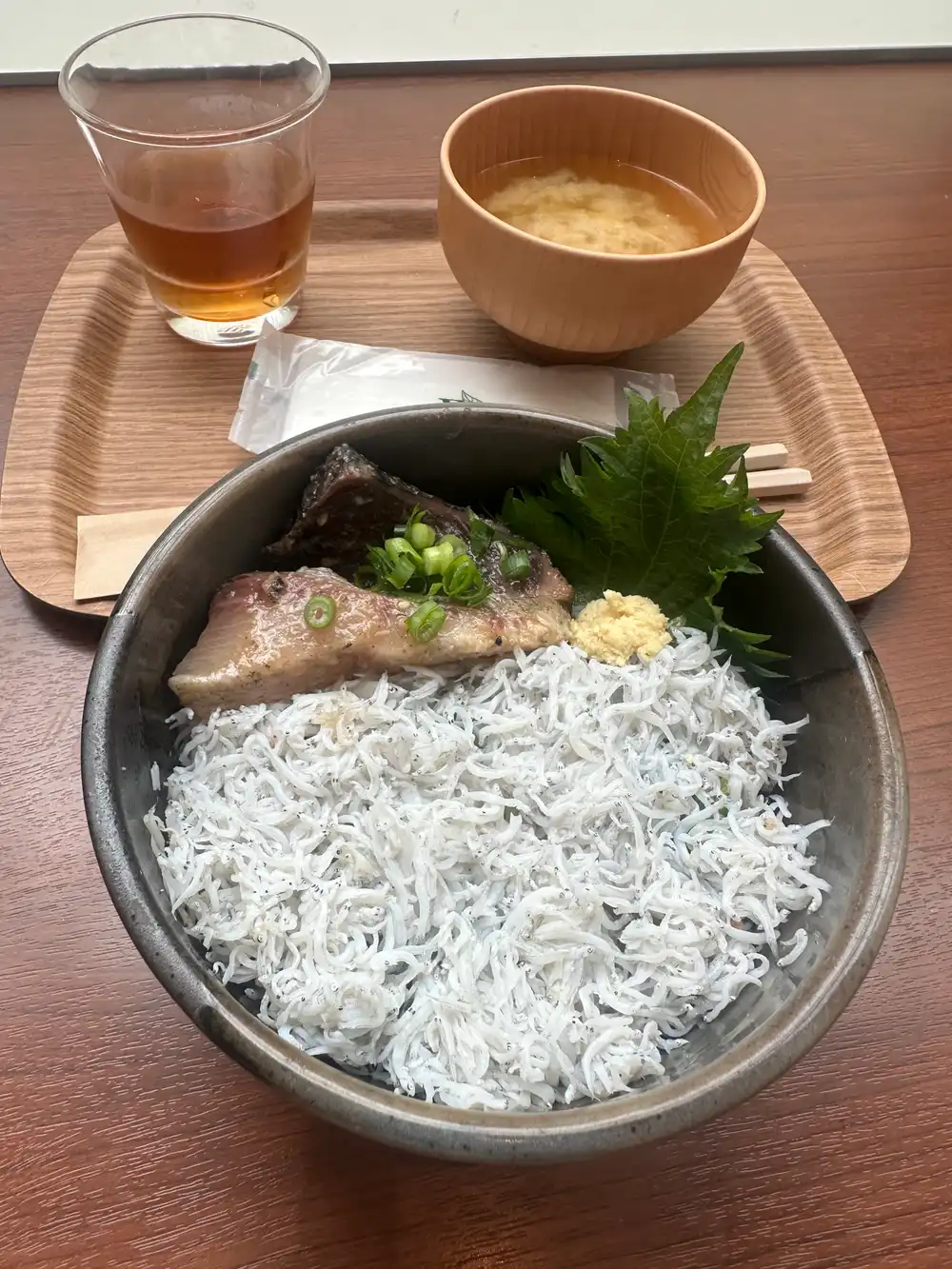 しらす丼