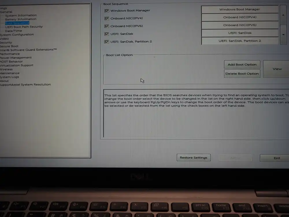 Boot Sequence reopened after plugging in the USB. UEFI: SanDisk and UEFI: SanDisk, Partition 2 are added