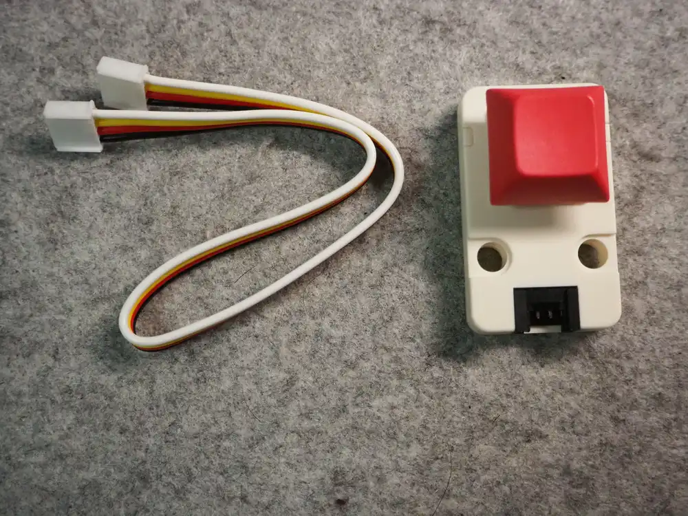Unboxed Key unit and Grove cable